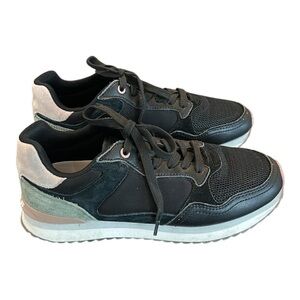 The Hoff Brand Beirut Low Cut Multicolour Sneakers Women’s size 6.5